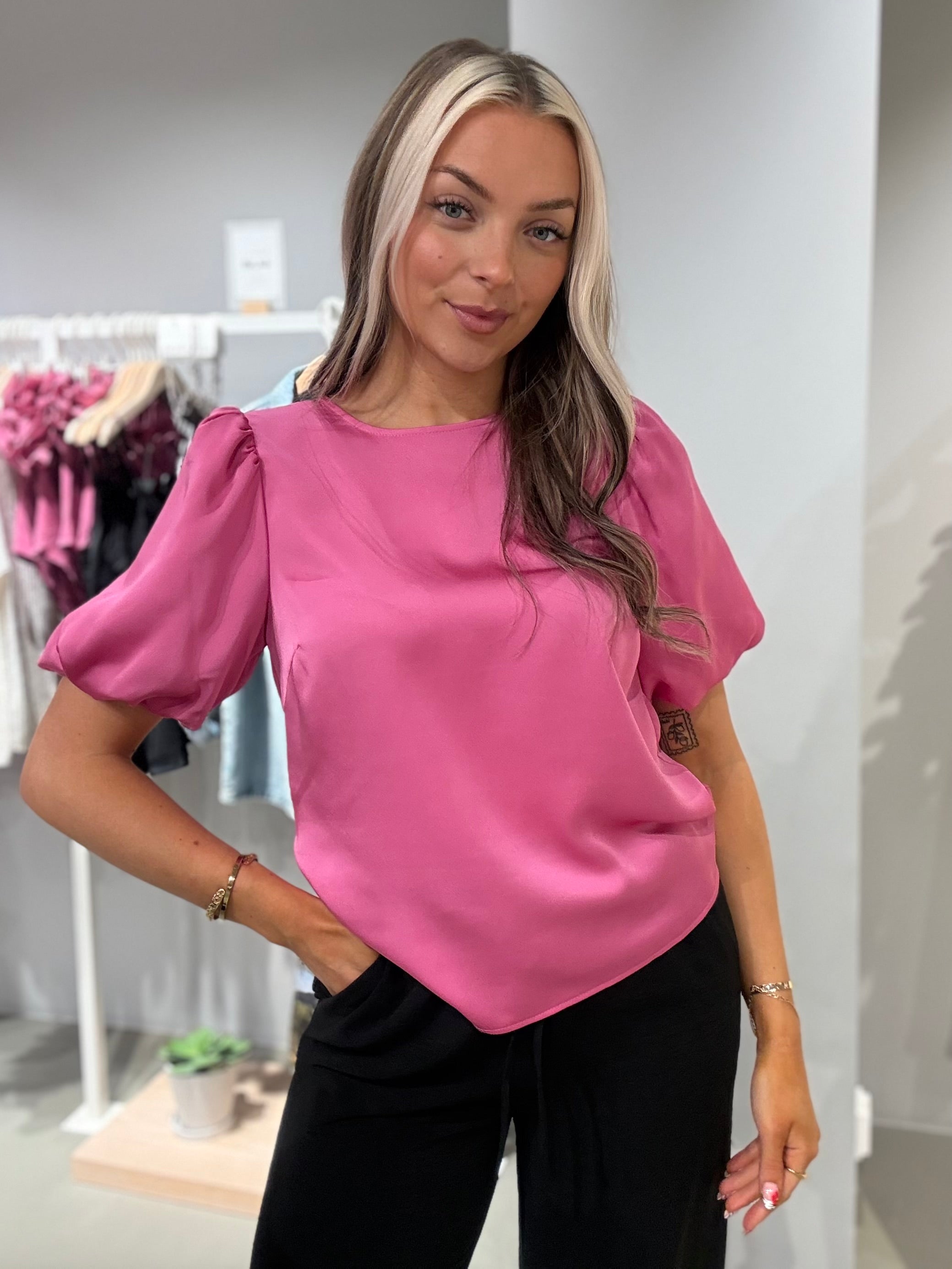 VIELLETTE Top - Fiji Flower